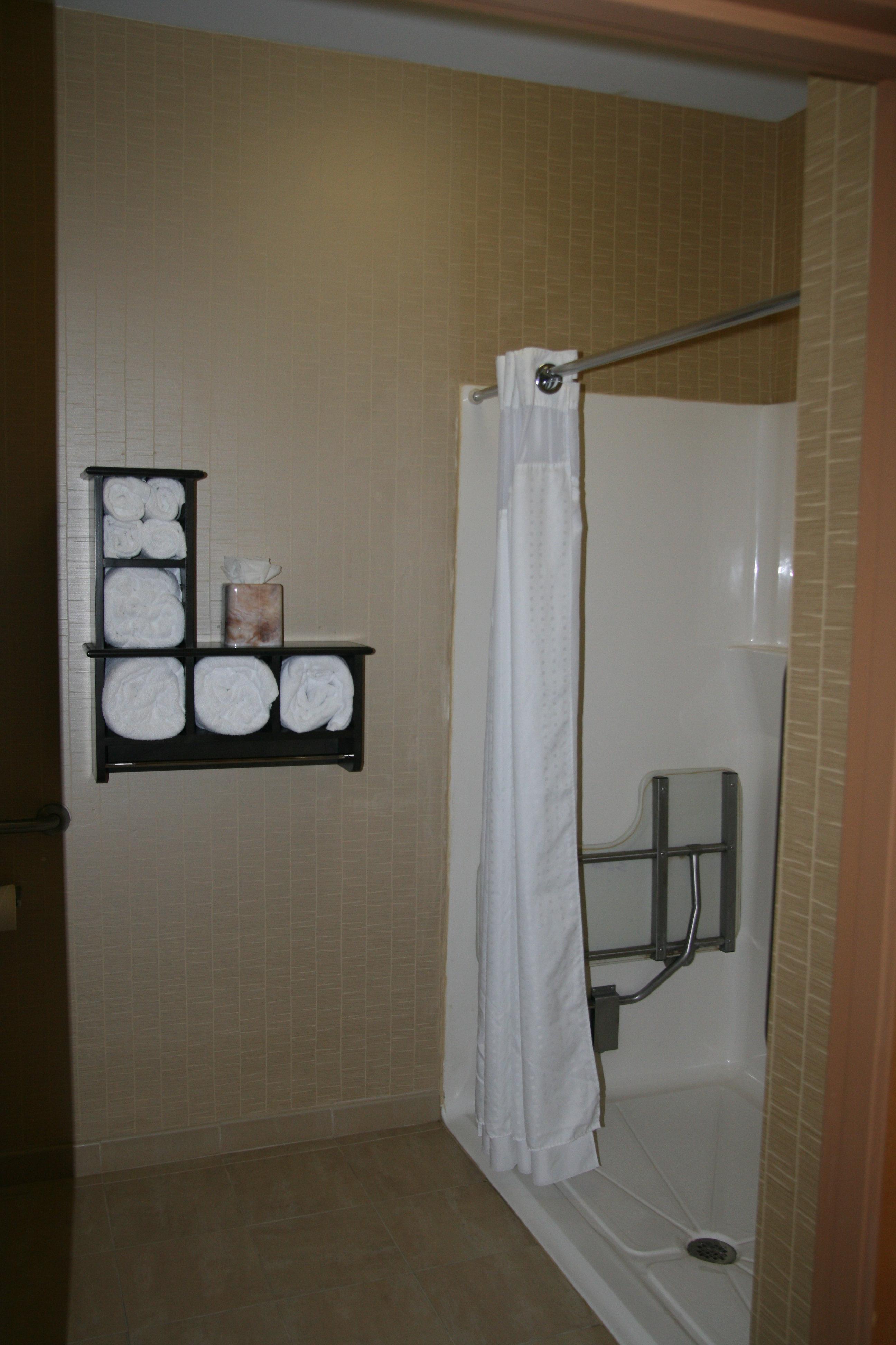 Holiday Inn Express Hotel & Suites Vineland Millville By Ihg Buitenkant foto
