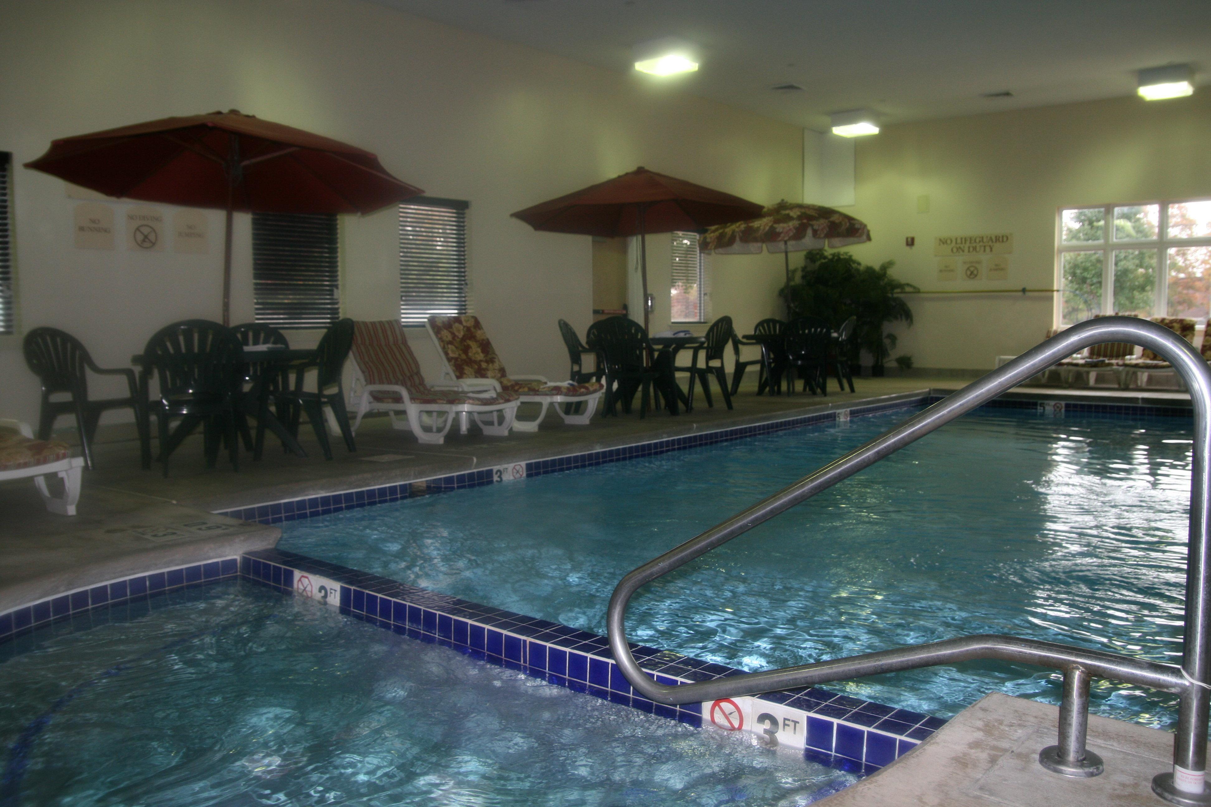 Holiday Inn Express Hotel & Suites Vineland Millville By Ihg Buitenkant foto