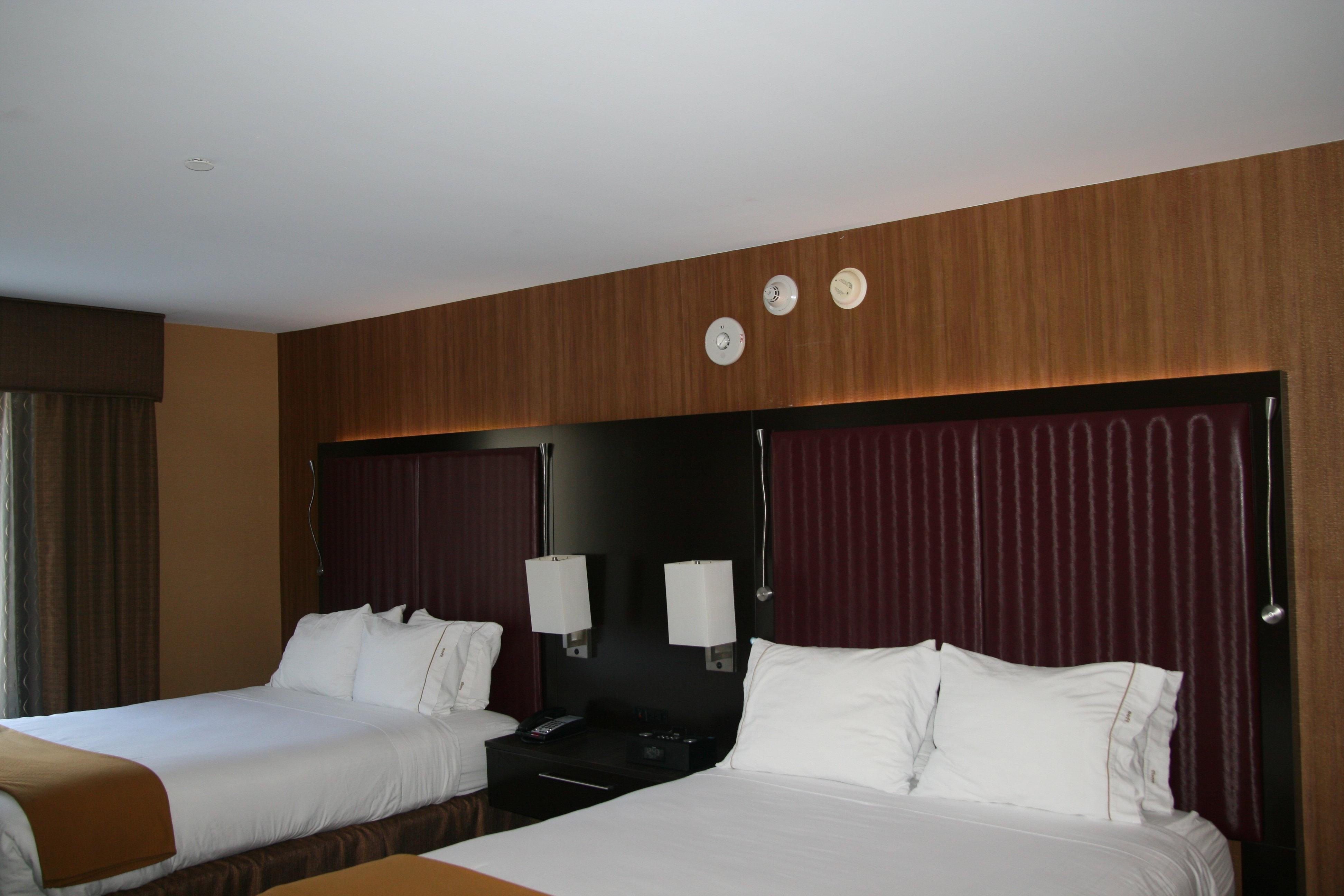 Holiday Inn Express Hotel & Suites Vineland Millville By Ihg Buitenkant foto