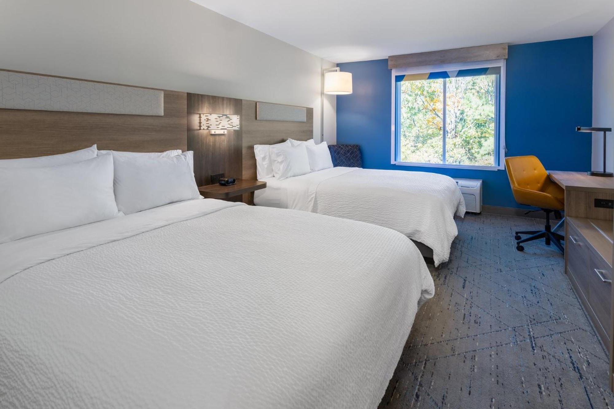Holiday Inn Express Hotel & Suites Vineland Millville By Ihg Buitenkant foto