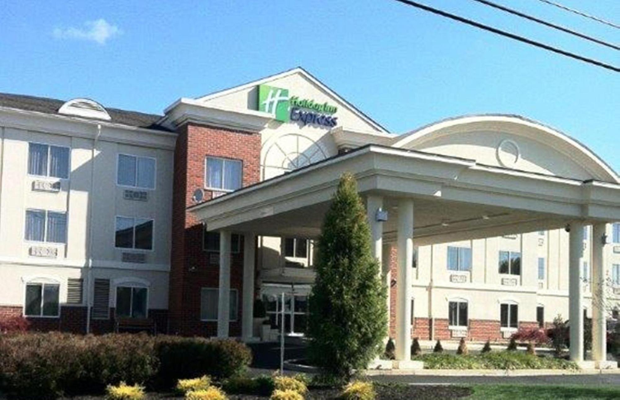 Holiday Inn Express Hotel & Suites Vineland Millville By Ihg Buitenkant foto