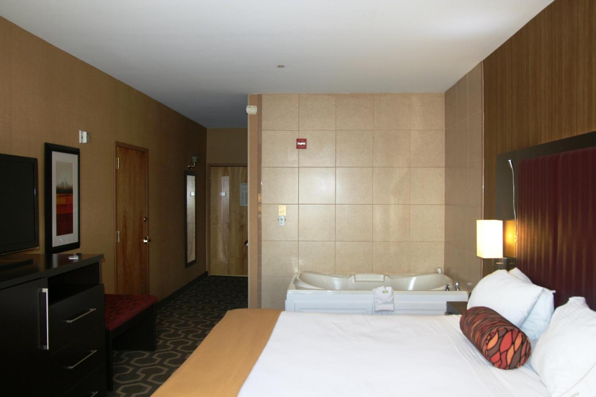 Holiday Inn Express Hotel & Suites Vineland Millville By Ihg Buitenkant foto